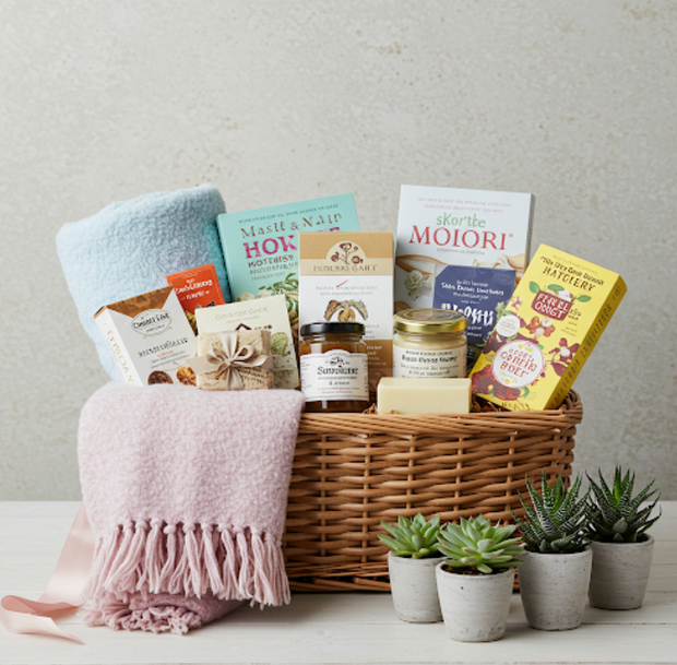 Banner image for: <h2>Year Round Gift Hamper</h2>
